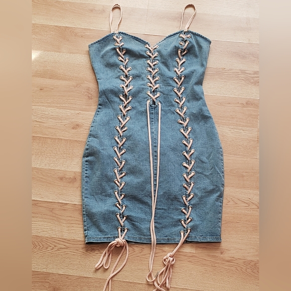 Akira jean dress - Picture 2 of 4